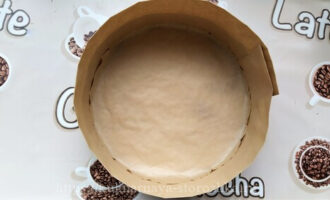 форма для выпекания бисквитного шоколадного коржа для пирожного фото