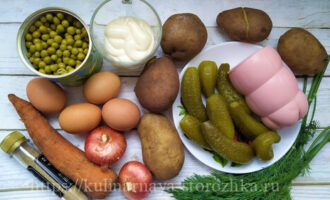 продукты для приготовления салата Оливье с колбасой фото