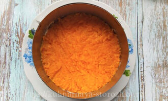 слой моркови для салата Мимоза фото