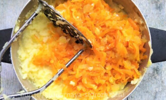пюре из картофеля с морковкой и луком фото