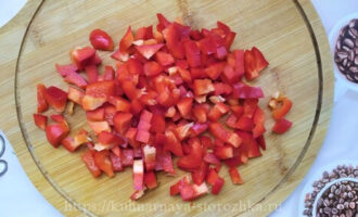 красный болгарский перец для греческого салата фото