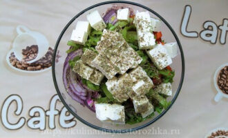 салат греческий с оливковым маслом фото