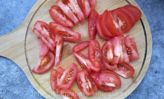 помидоры для картофеля с карбонадом фото